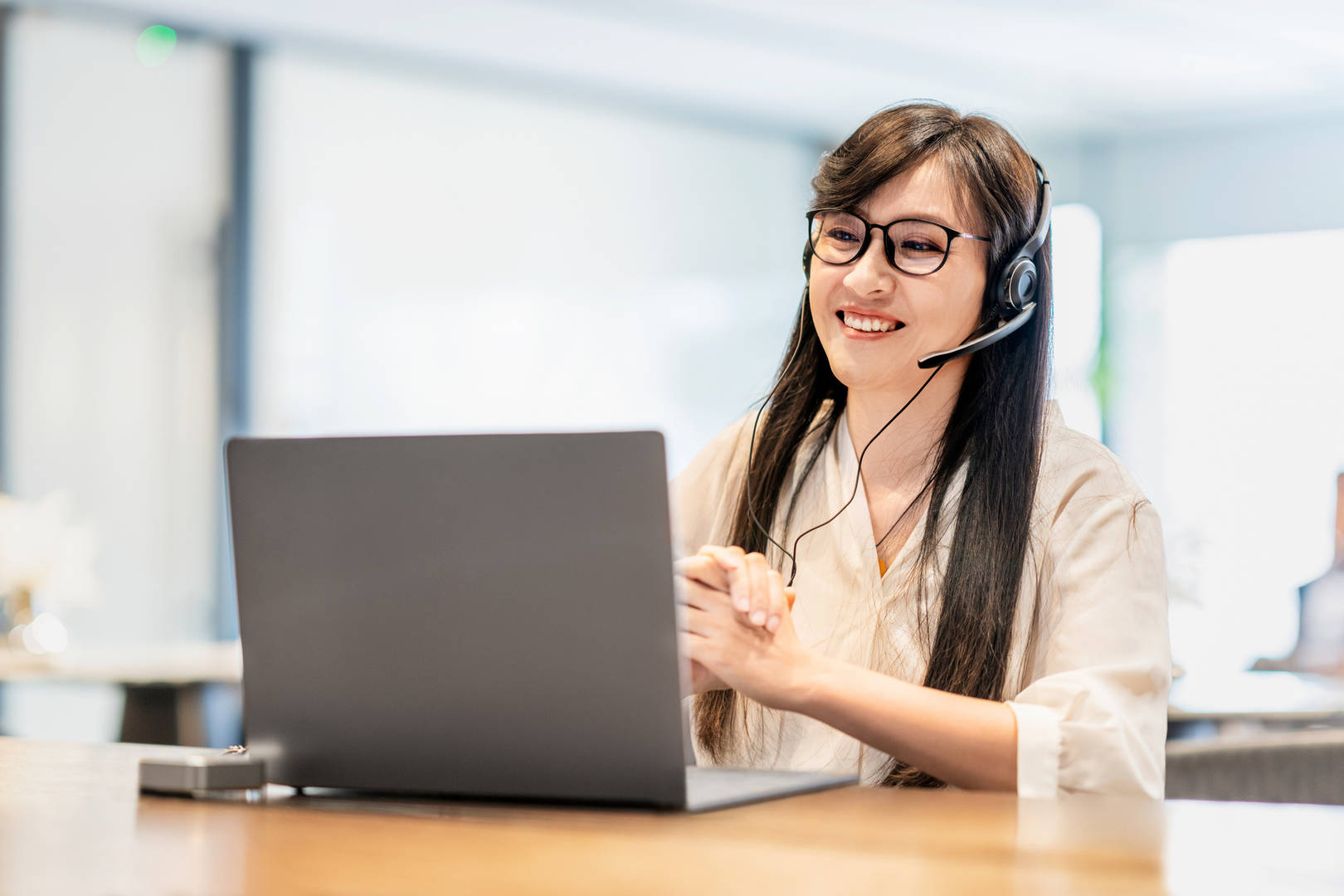 Contact us for customized biopharma logistics solutions