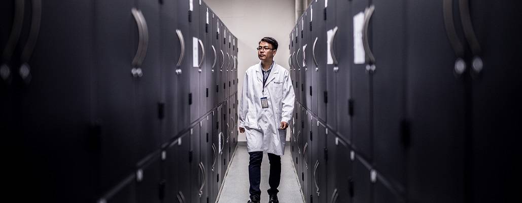 Pharmaceutical storage and distribution World Courier San Francisco