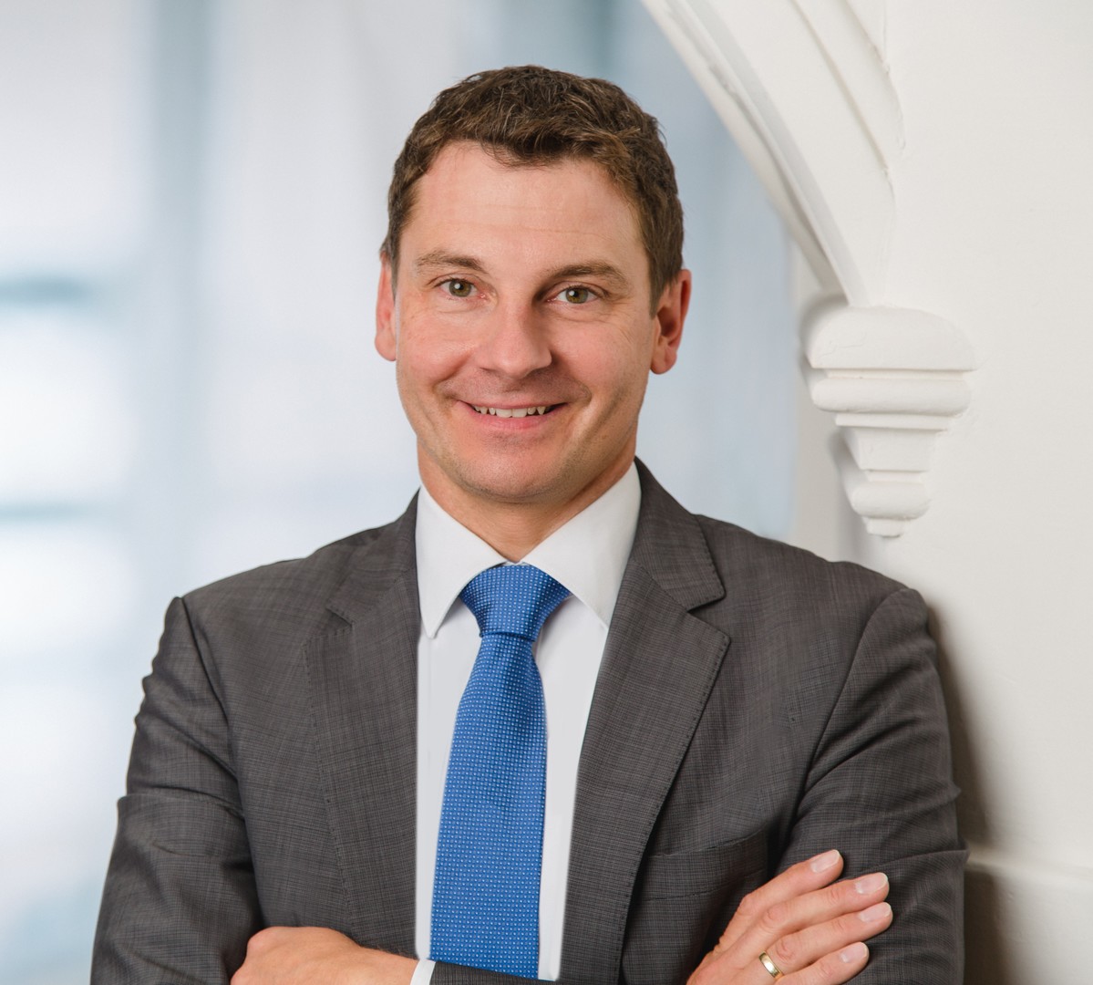 Thomas Karl World Courier