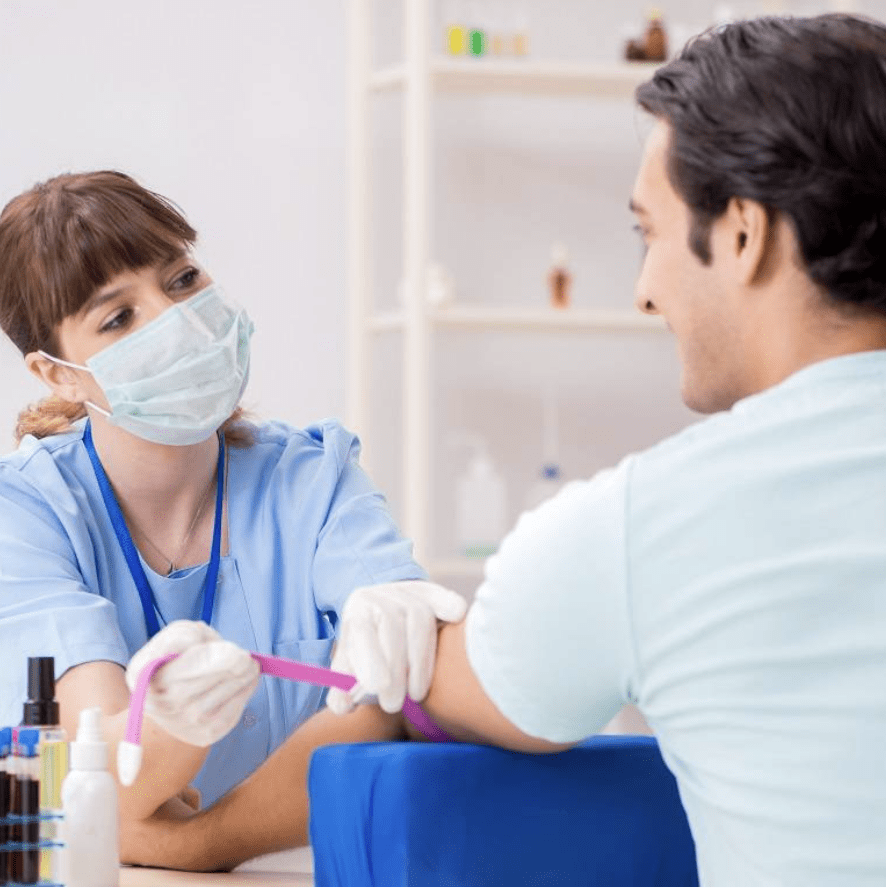 Laboratory Logistics & Lab Courier Services | World Courier