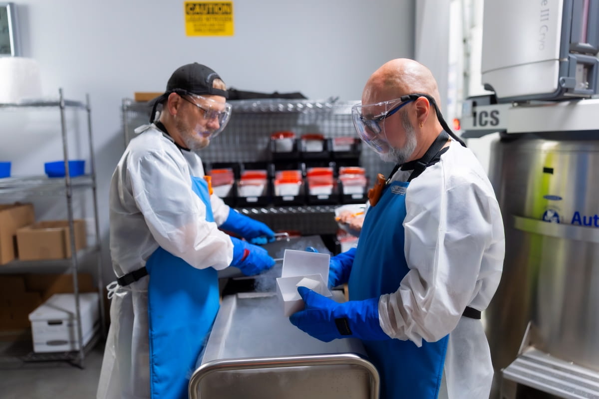 How to place a medical laboratory courier delivery with World Courier