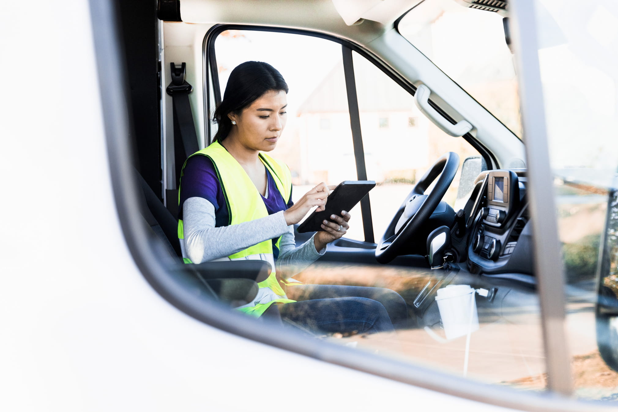 Wir streben höhere Qualitätsstandards an, die über die Mindestanforderungen hinausgehen.