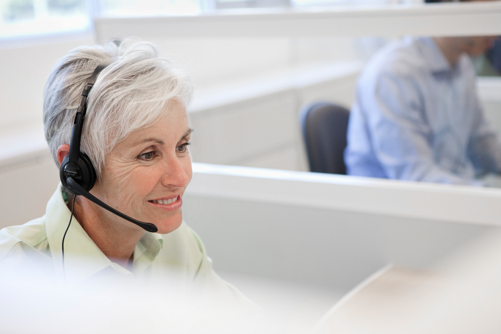 24時間365日サポートを提供